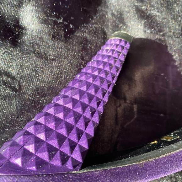 Purple!  Women’s size 9 heels - Picture 3 of 5